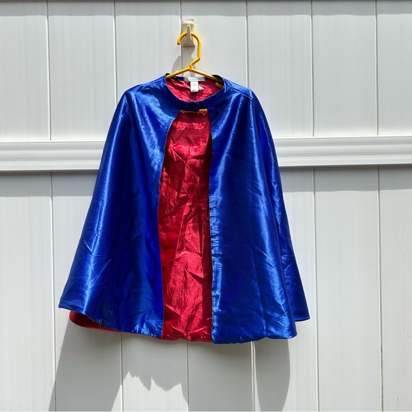 Pottery Barn Amazing Boy POW Cape | size 7-8 years - Picture 5 of 12